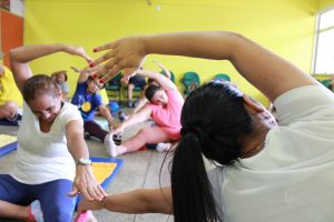 Imagem da notícia - Centro de Convivência da Família Padre Pedro Vignola: jogos, atividades físicas e música são excelentes para sair da depressão