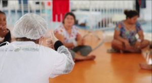 Imagem da notícia - Abrigados da Arena Amadeu Teixeira participam de atividades de musicoterapia e rodas de conversa