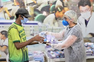 Imagem da notícia - Seas entrega materiais de higiene e reforça prevenção à Covid-19 em acolhimentos emergenciais