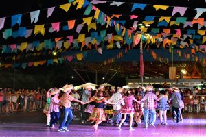 Imagem da notícia - Centros de Convivência entram no clima de festa junina com arraial virtual