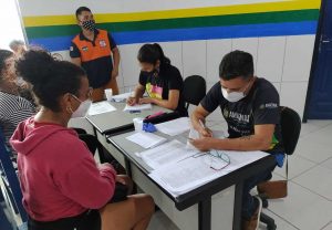 Imagem da notícia - Auxílio Enchente: Governo do Amazonas entrega todos os cartões em Tonantins e beneficia 1.490 famílias
