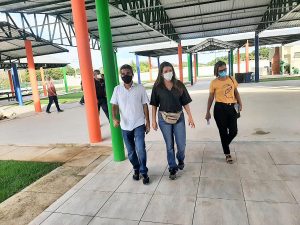 Imagem da notícia - Secretária da Seas visita obras do centro de convivência de Manicoré e destaca parceria entre Estado e Município