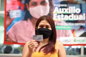 Imagem da notícia - Entrega de cartões remanescentes do Auxílio Estadual permanente continua em Manaus