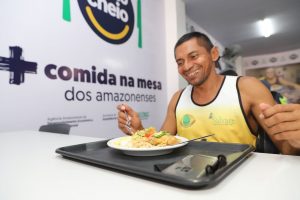 Imagem da notícia - Com 400 refeições, Governo do Amazonas reinaugura Prato Cheio da Compensa