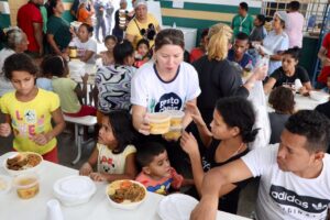 Imagem da notícia - Seas inicia distribuição de sopas para famílias abrigadas no Jorge Teixeira 