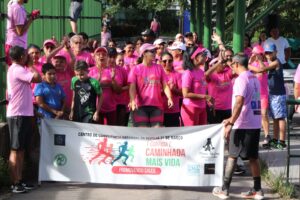 Imagem da notícia - Mulheres participam de corrida de rua realizada pelo CECF 31 de Março no Parque Lagoa do Japiim 