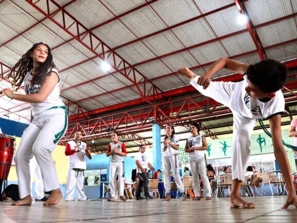 Valorização da cultura negra ganha destaque nas programações dos CECFs