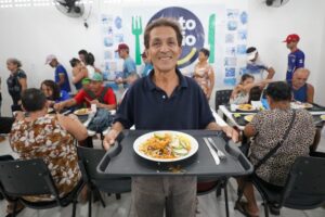 Imagem da notícia - Prato Cheio: refeições equilibradas promovem alimentação saudável à população
