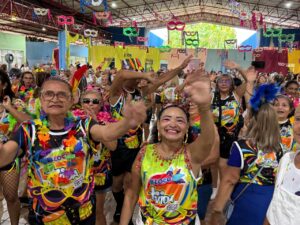 Imagem da notícia - Primeiro ‘Bloco Mais Vida’ contagia foliões dos Centros de Convivência nesta sexta-feira