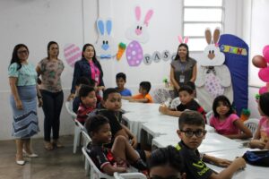 Imagem da notícia - Celebração da Páscoa: Seas promove oficinas para a produção de ovos de chocolate nos Centros de Convivência da Família