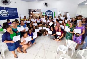 Imagem da notícia - Prato Cheio de Pauini realiza curso de panificação para os frequentadores do restaurante