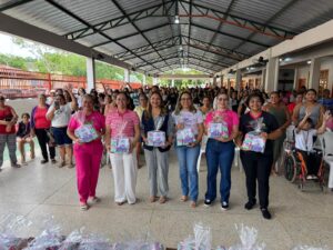 Imagem da notícia - Rio Preto da Eva: Governo do Amazonas distribui mais de 3 mil absorventes do programa Dignidade Menstrual