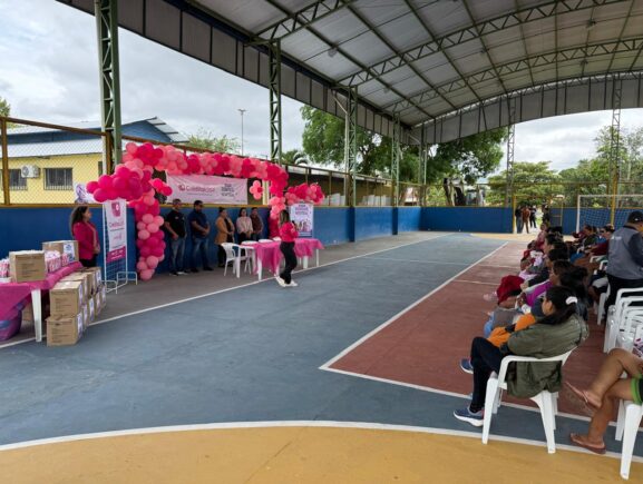 Governo do Amazonas leva ações do Crédito Rosa e Dignidade Menstrual a Tabatinga