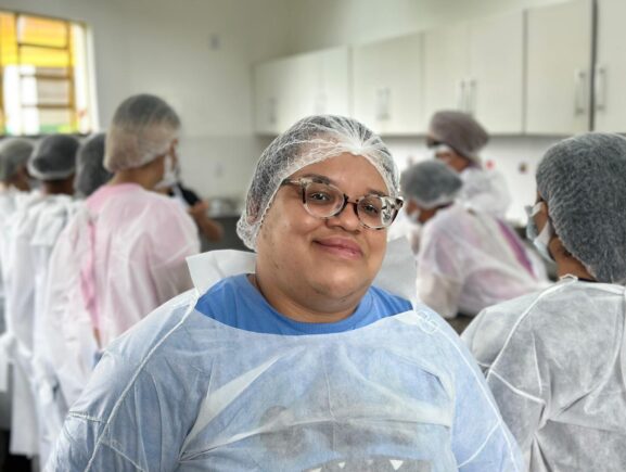Dia das Mães: Padre Pedro realiza curso de produção de pães caseiros como fonte de renda …