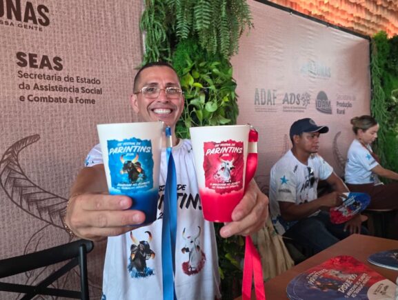Festival de Parintins 2026: Crédito Rosa é destaque no estande da Seas no Espaço do Turis…