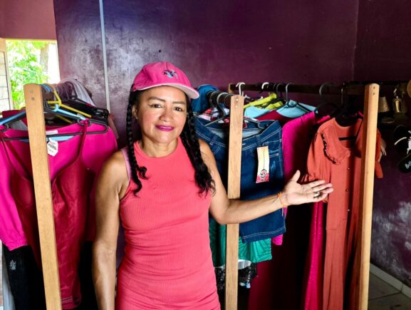 Programa Crédito Rosa, do Governo do Amazonas, já contemplou mais de 400 mulheres empreen…
