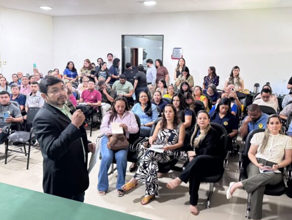 Seas discute fortalecimento das políticas públicas e das redes socioassistenciais do esta…